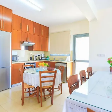 Вилла Styliani Dhrousha